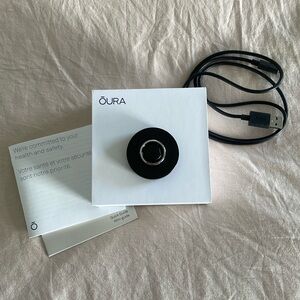 Oura Ring - Women’s size 7